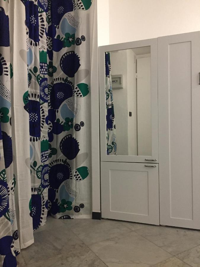 B&B Dormire Dai Grimaldi Genua Exteriör bild