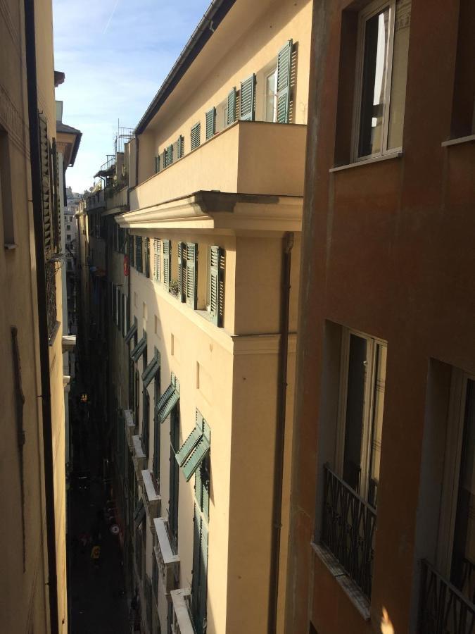 B&B Dormire Dai Grimaldi Genua Exteriör bild