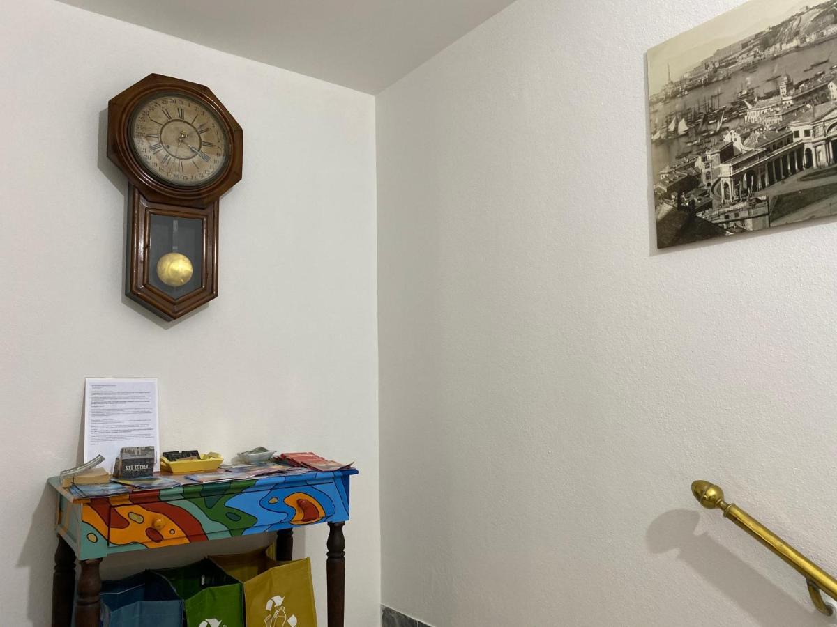 B&B Dormire Dai Grimaldi Genua Exteriör bild