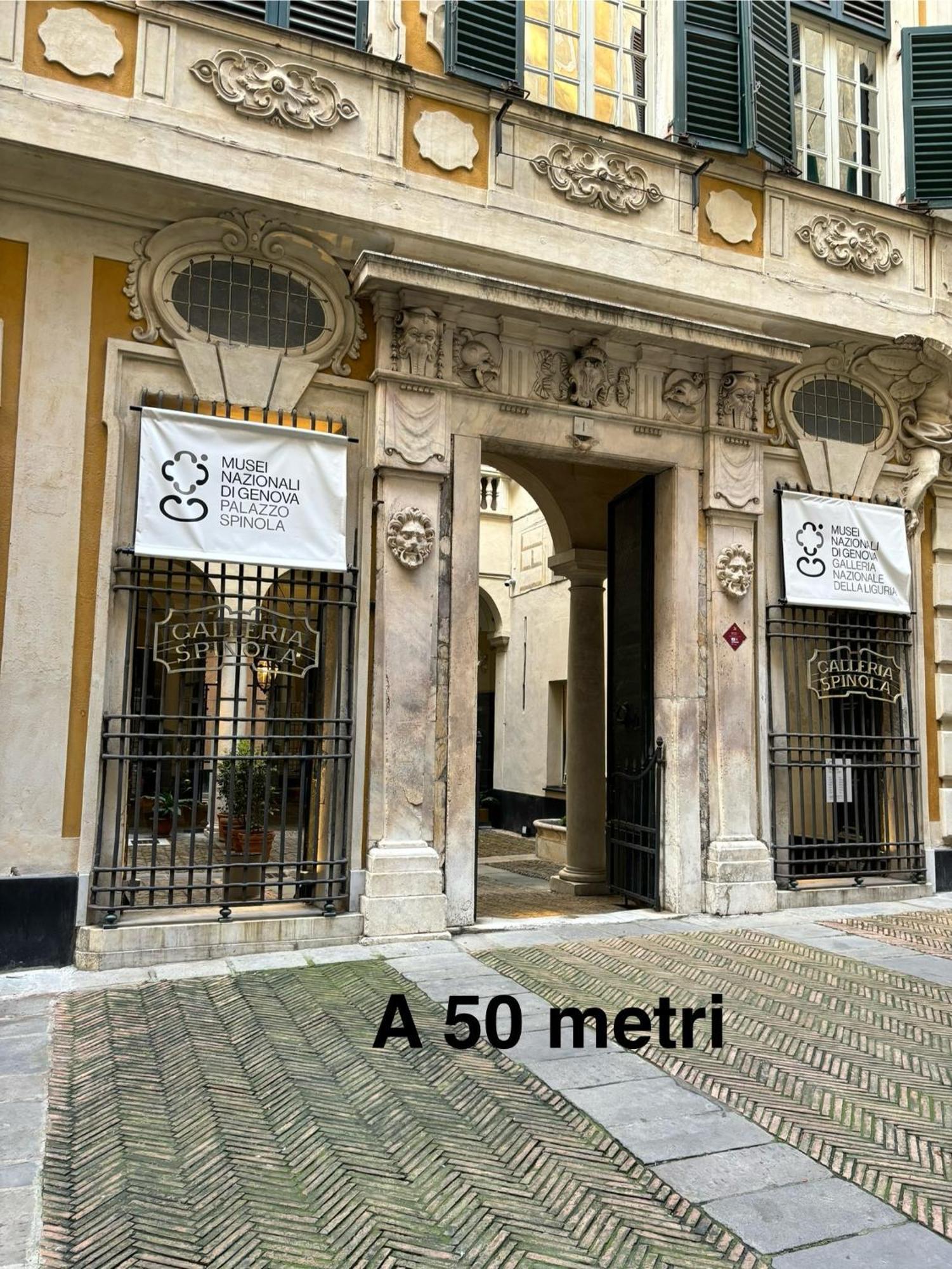 B&B Dormire Dai Grimaldi Genua Exteriör bild