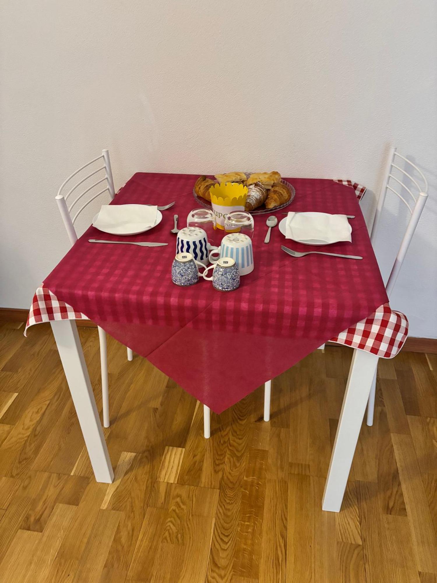 B&B Dormire Dai Grimaldi Genua Exteriör bild